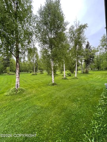 15721 E Sams Circle, Palmer, AK 99645