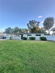 3673 SEAROBIN DRIVE SE, St Petersburg, FL 33705