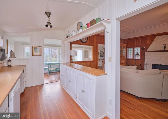 446 RIVER RD, Pipersville, PA 18947