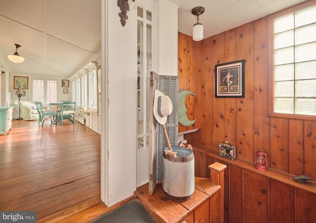 446 RIVER RD, Pipersville, PA 18947