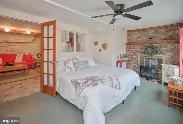 446 RIVER RD, Pipersville, PA 18947