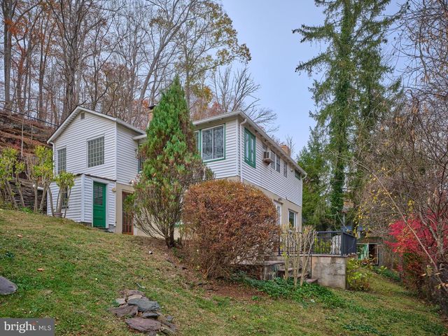 446 RIVER RD, Pipersville, PA 18947
