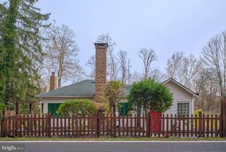 446 RIVER RD, Pipersville, PA 18947