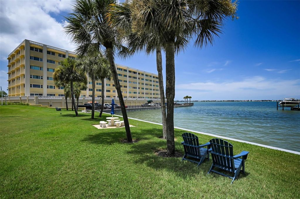 100 BLUFF VIEW DRIVE 211C, Belleair Bluffs, FL 33770
