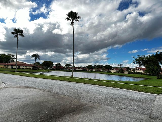 4326 Woodstock Drive C, West Palm Beach, FL 33409