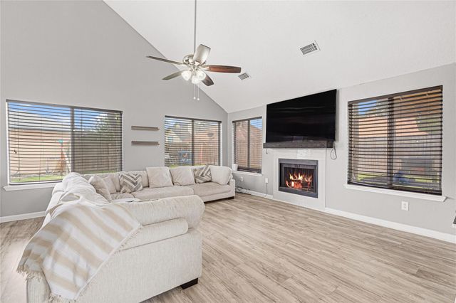 16306 Saint Helena Way, Houston, TX 77053