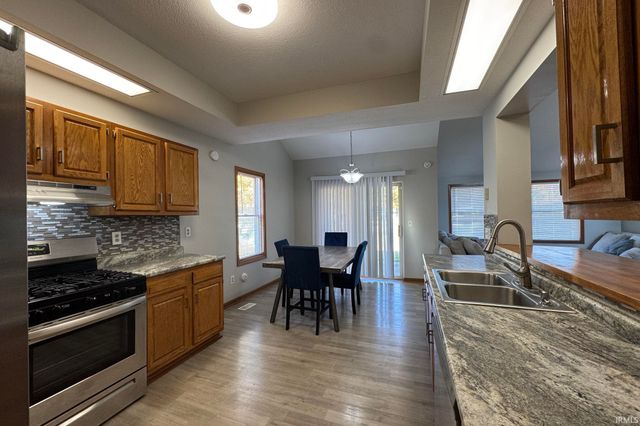 2805 OXFORD Street, Fort Wayne, IN 46806