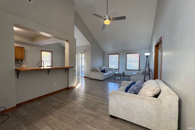 2805 OXFORD Street, Fort Wayne, IN 46806