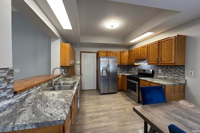 2805 OXFORD Street, Fort Wayne, IN 46806