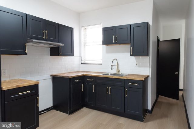 868 E CHELTEN AVE, Philadelphia, PA 19138