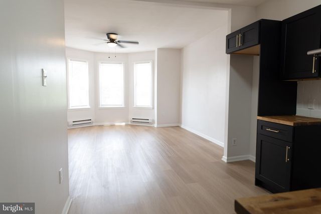 868 E CHELTEN AVE, Philadelphia, PA 19138