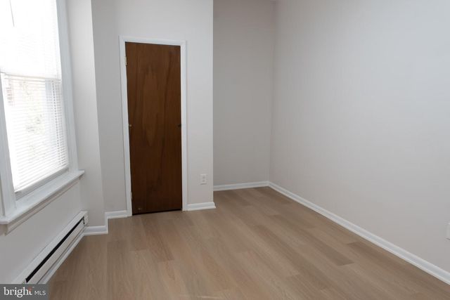 868 E CHELTEN AVE, Philadelphia, PA 19138
