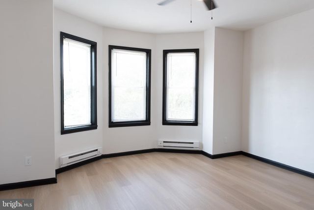 868 E CHELTEN AVE, Philadelphia, PA 19138