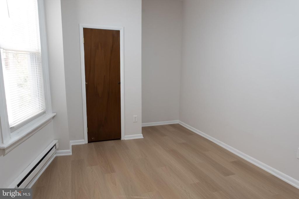 868 E CHELTEN AVE, PHILADELPHIA, PA 19138 — photo 4