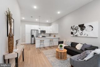 52 W WASHINGTON LN #204, Philadelphia, PA 19144