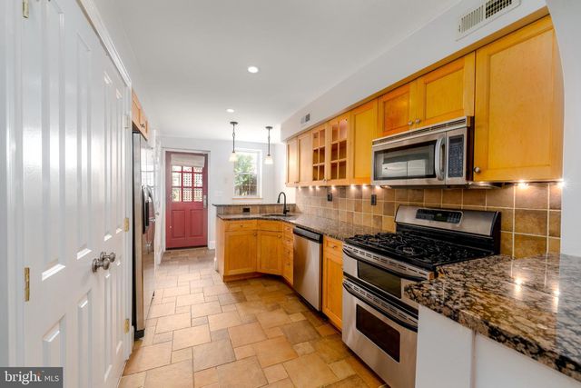 2224 BANK ST, Baltimore, MD 21231