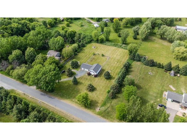 1418 130th Avenue, New Richmond, WI 54017