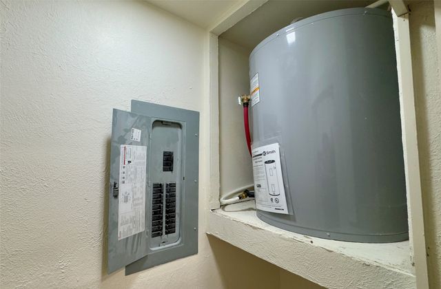 417 Valley Park Drive, Garland, TX 75043