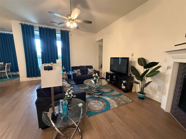 1829 Lockhart Drive, Forney, TX 75126