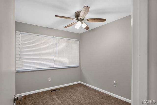2560 Suffolk Place, Florissant, MO 63033