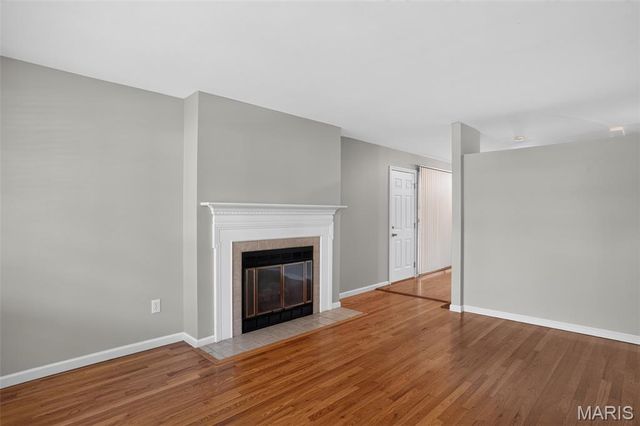 2560 Suffolk Place, Florissant, MO 63033