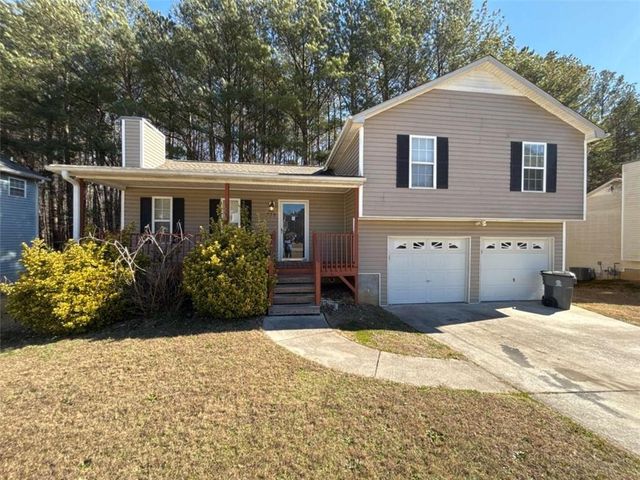 732 Newport Dr, Villa Rica, GA 30180