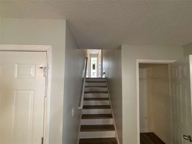 732 Newport Dr, Villa Rica, GA 30180