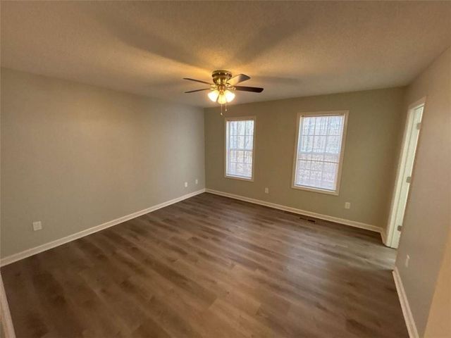 732 Newport Dr, Villa Rica, GA 30180