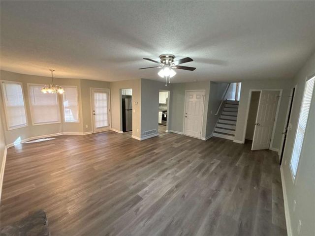 732 Newport Dr, Villa Rica, GA 30180