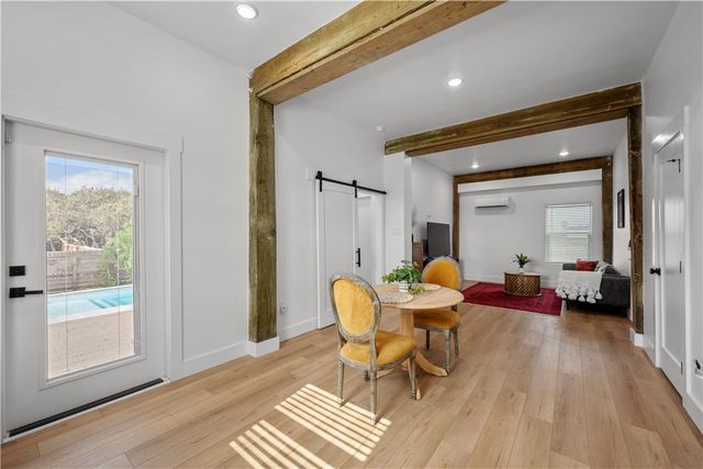 2215 S Mathis St, Rockport, TX 78382