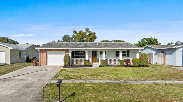 11095 87TH AVENUE, Seminole, FL 33772