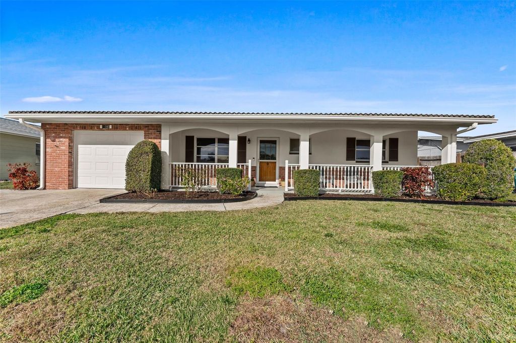 11095 87TH AVENUE, Seminole, FL 33772