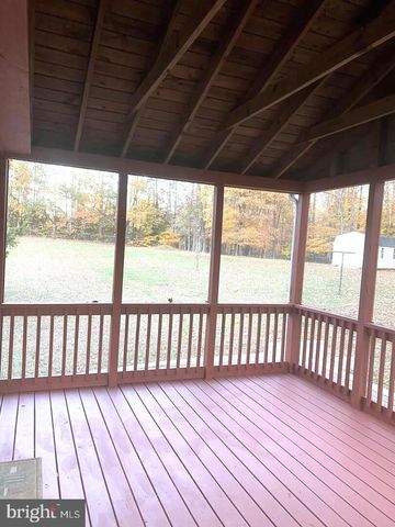 52 FOREST HILL LN, Stafford, VA 22556