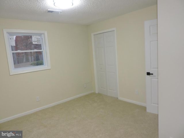 52 FOREST HILL LN, Stafford, VA 22556