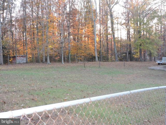 52 FOREST HILL LN, Stafford, VA 22556