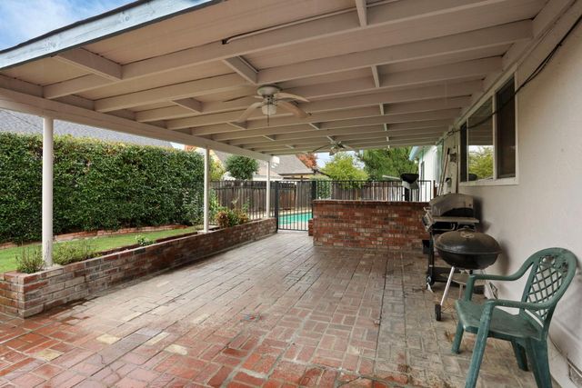 5420 Yorkshire, Stockton, CA 95207