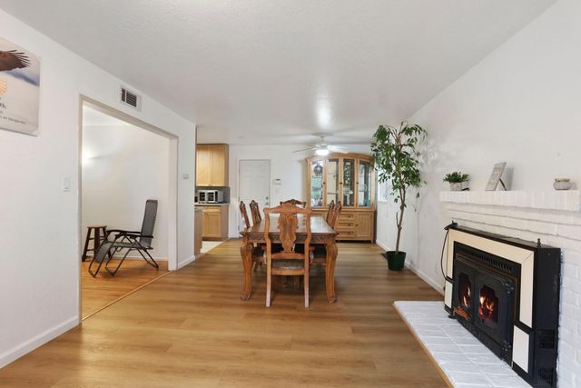 5420 Yorkshire, Stockton, CA 95207