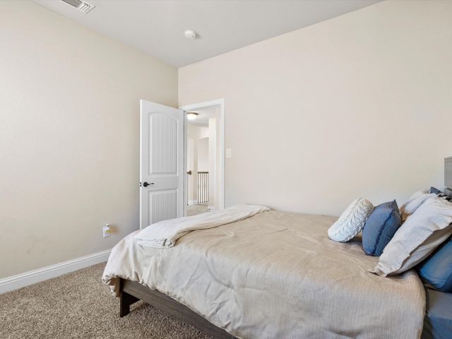 119 Quail Run Road, Red Oak, TX 75154