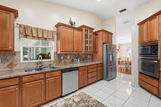 33 POINSETTIA LANE, Palm Coast, FL 32164