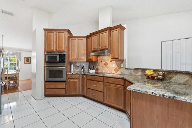 33 POINSETTIA LANE, Palm Coast, FL 32164