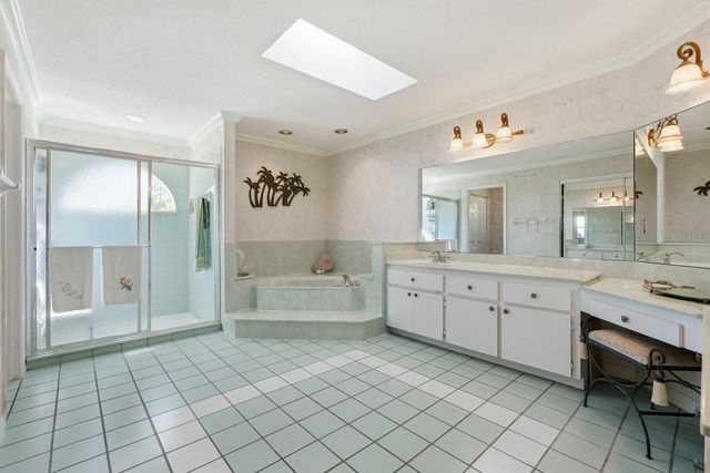 33 POINSETTIA LANE, Palm Coast, FL 32164