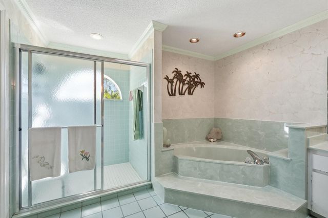 33 POINSETTIA LANE, Palm Coast, FL 32164