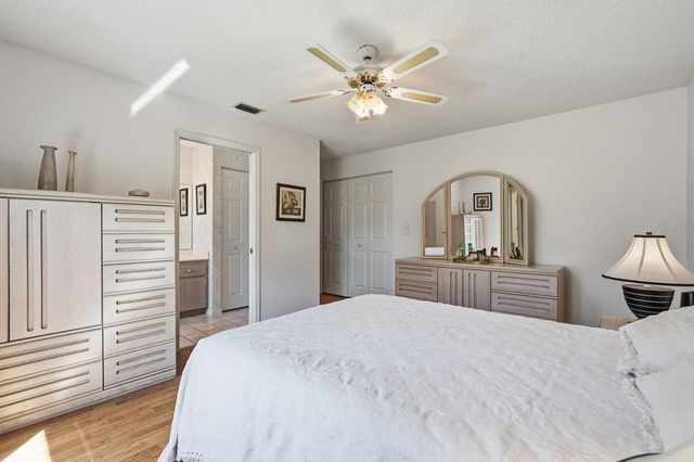 33 POINSETTIA LANE, Palm Coast, FL 32164