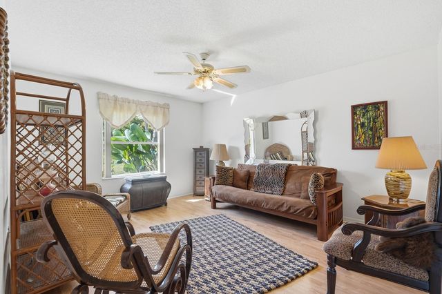 33 POINSETTIA LANE, Palm Coast, FL 32164