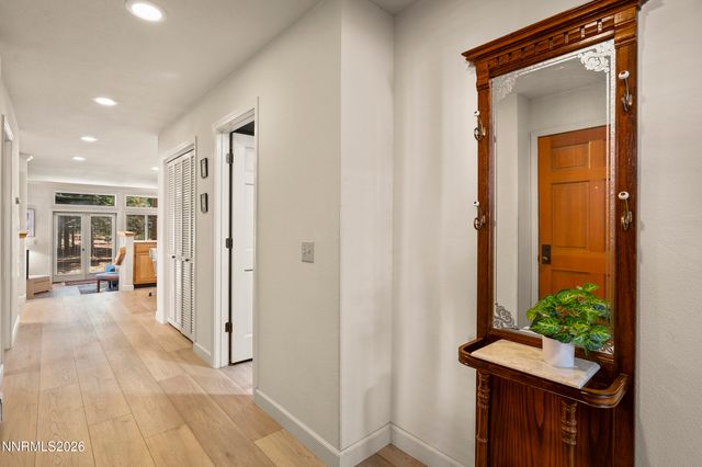 931 Incline Way 230, Incline Village, NV 89451