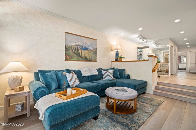 931 Incline Way 230, Incline Village, NV 89451