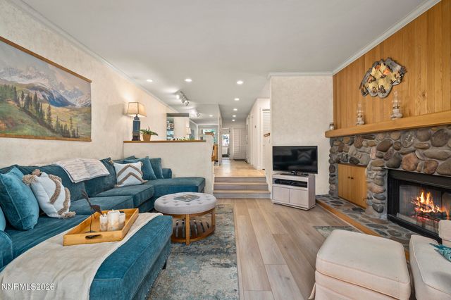 931 Incline Way 230, Incline Village, NV 89451