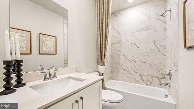 192 STEINER WAY, Perkiomenville, PA 18074