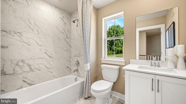 192 STEINER WAY, Perkiomenville, PA 18074