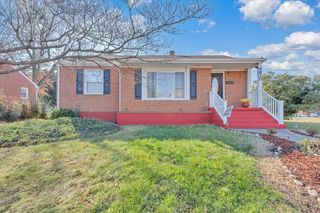 4820 Rutgers ST, Roanoke, VA 24012